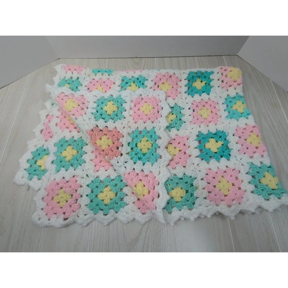 Handmade baby blanket crocheted pastel white‎ pink green yellow granny square